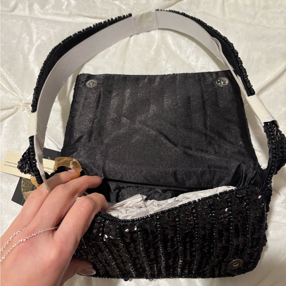 Las Vegas-Inspired Beaded Handbag ✨ - Picture 5 of 5
